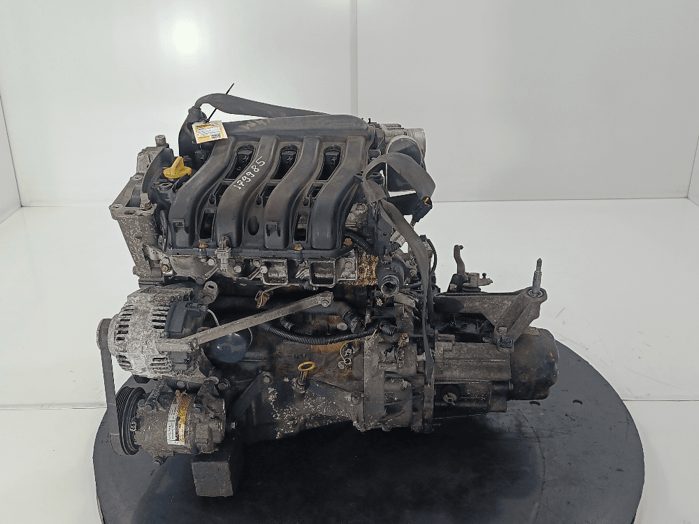 Двигатель к Renault Scenic 2 (03-06)