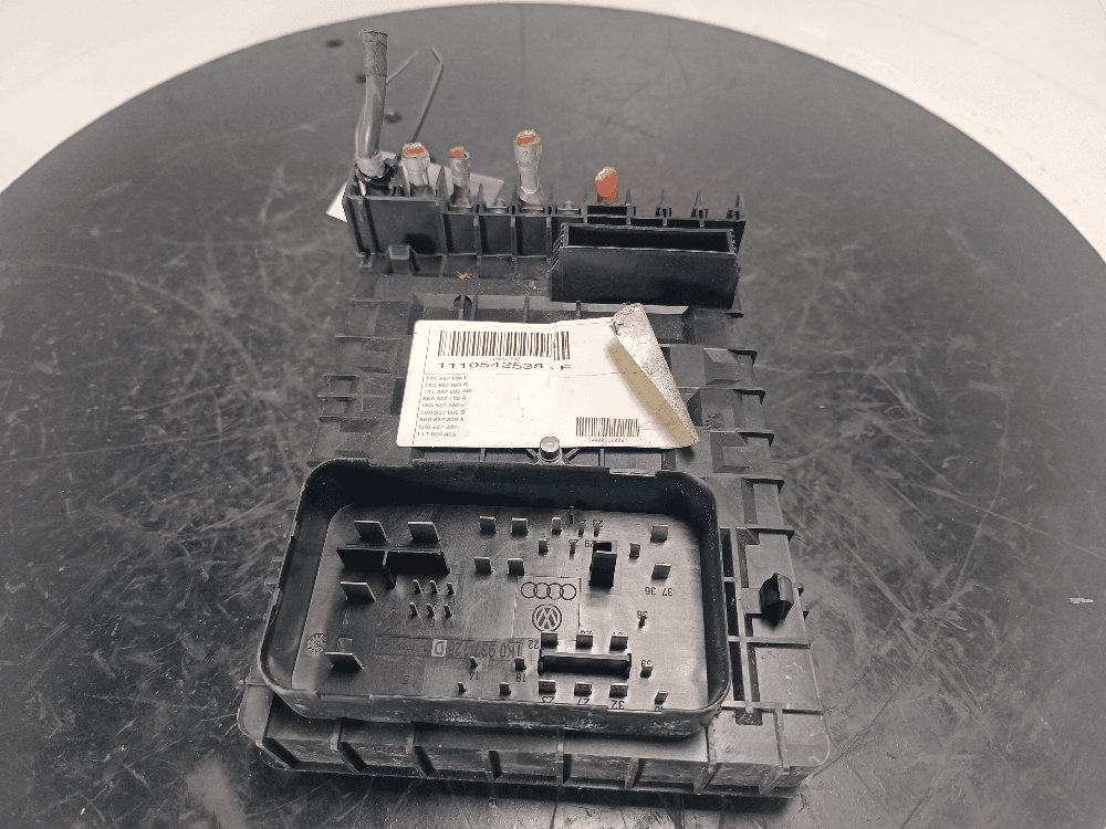 Блок предохранителей к Skoda Octavia A5 Рестайлинг (08-13)