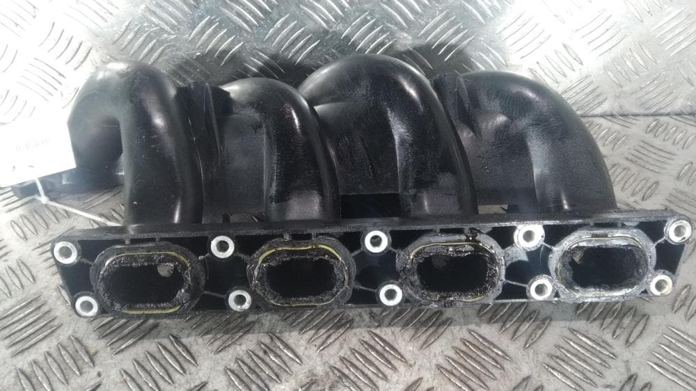 Коллектор впускной к Volkswagen Golf 4 (97-06)