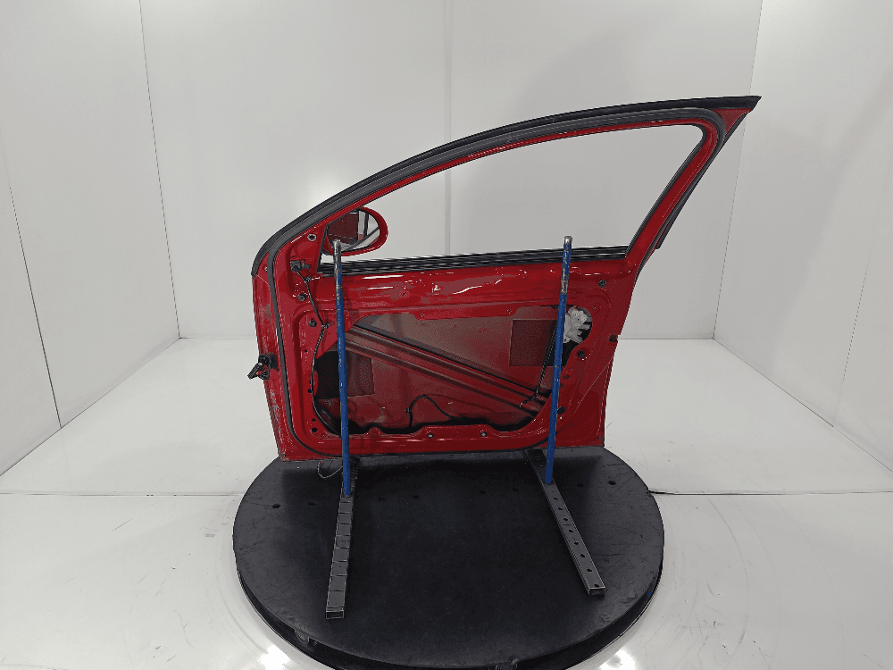 Дверь передняя правая к Volkswagen Passat B6 (05-10)