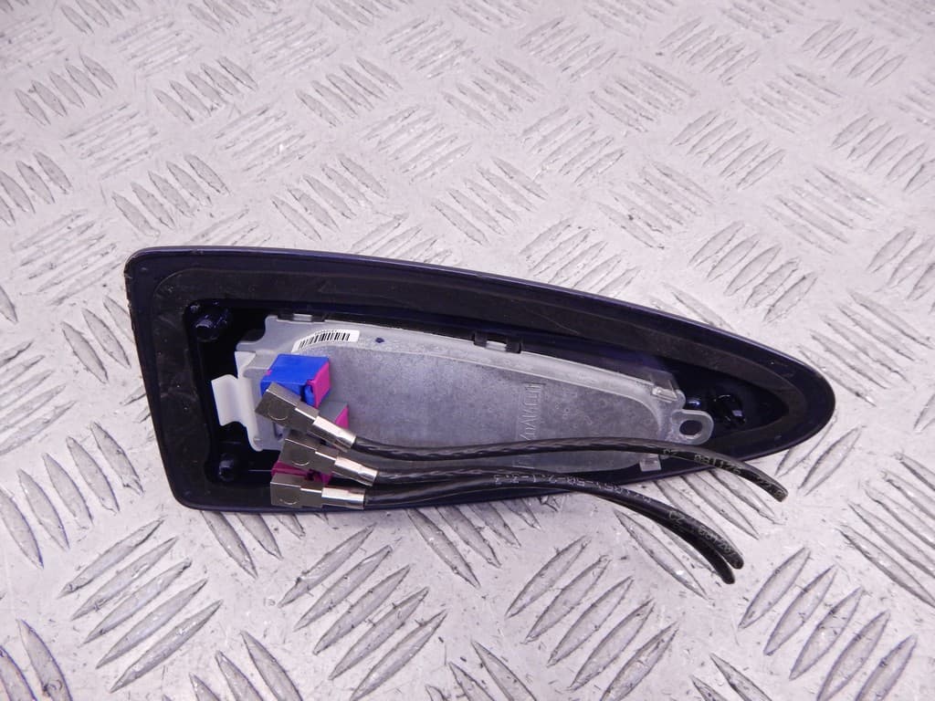 Антенна к BMW 5 E60/E61 Рестайлинг (07-10)
