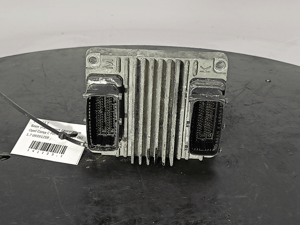 Блок управления двигателем к Opel Corsa C Рестайлинг (03-06)