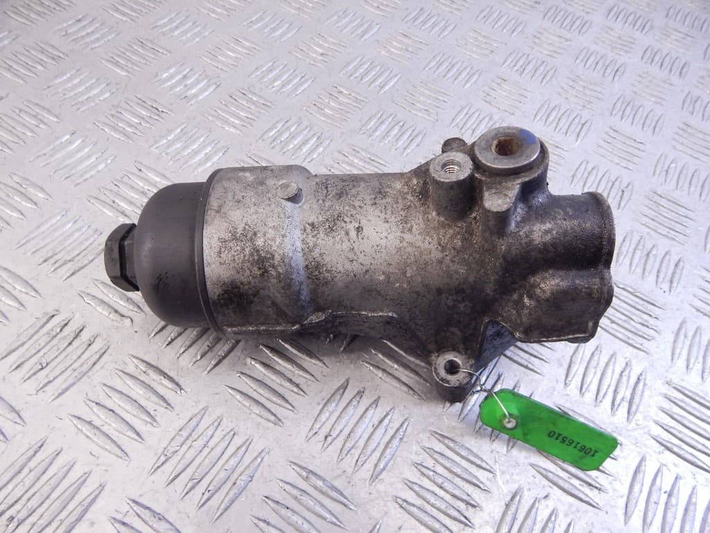Корпус масляного фильтра к Mercedes B W245 (05-08)