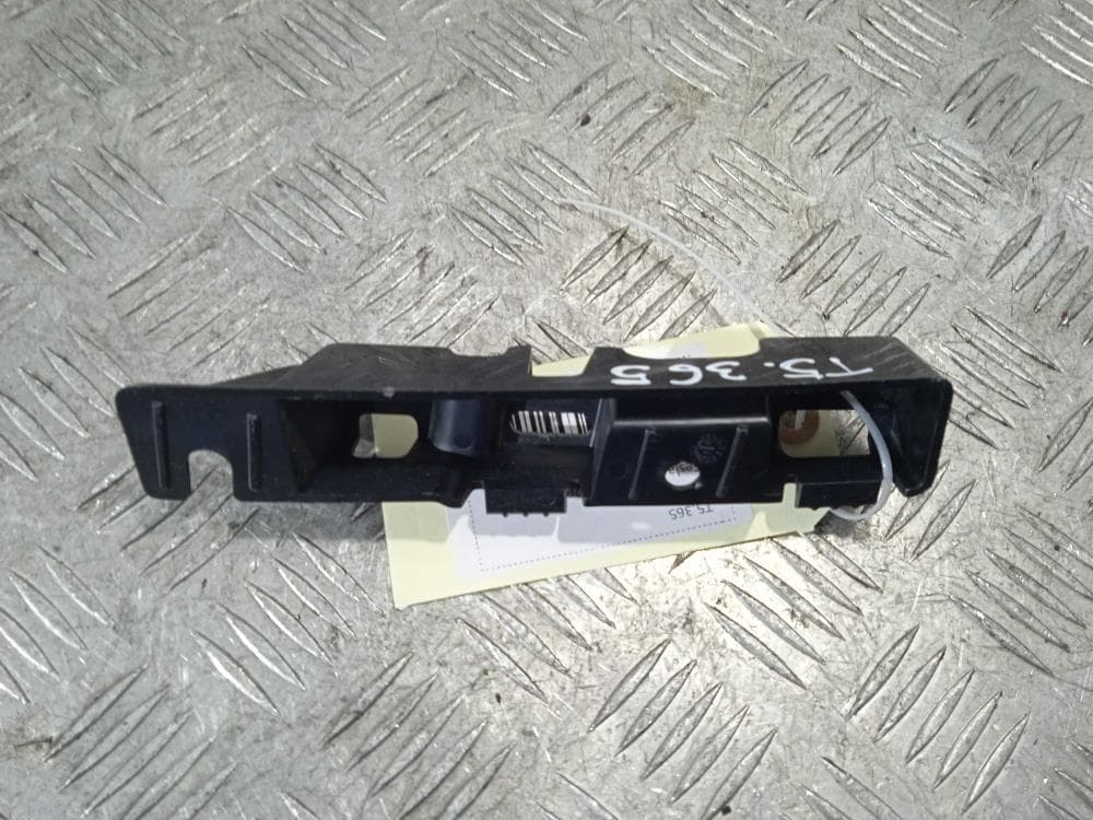 Кронштейн к Tesla Model X (15-21)