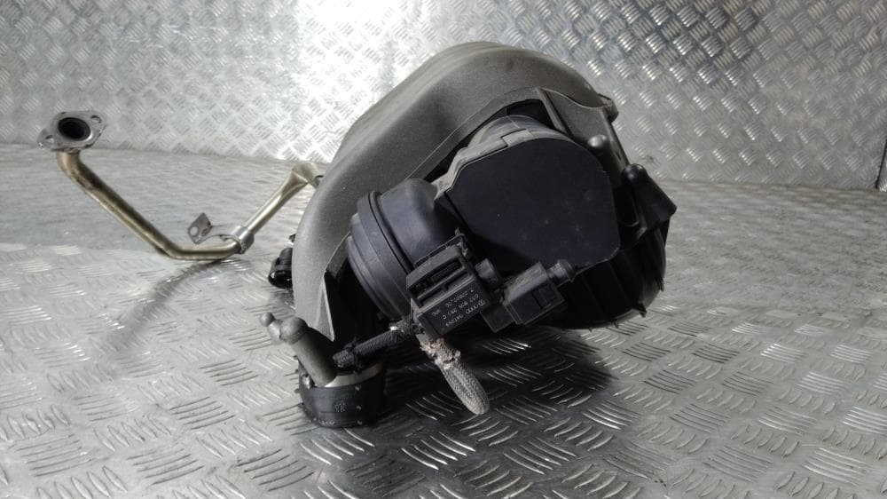 Коллектор впускной к Volkswagen Golf 5 (03-09)