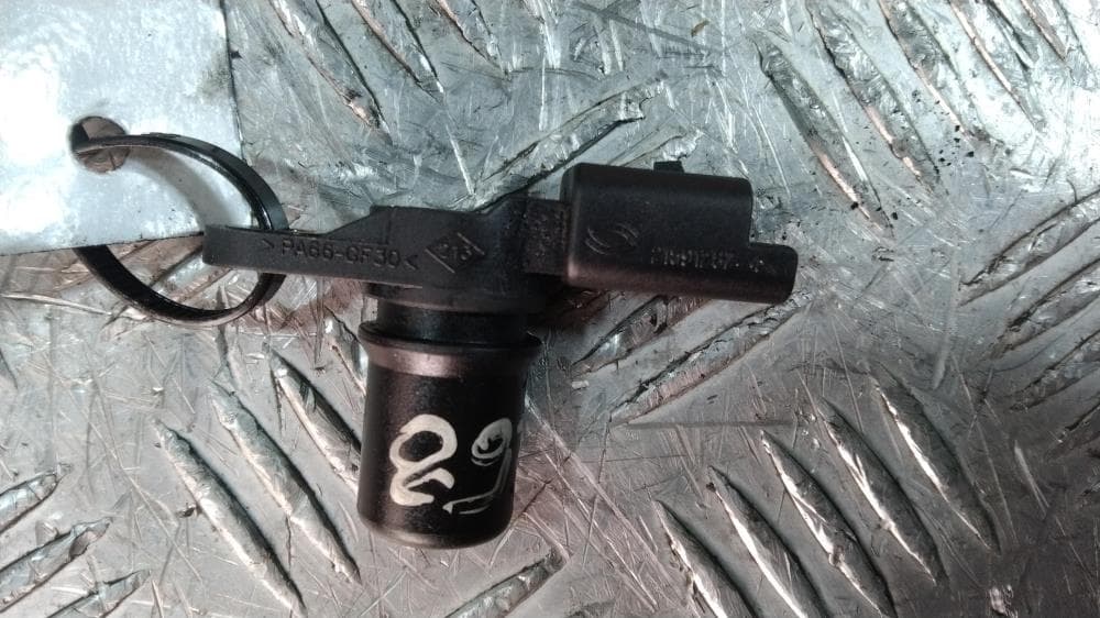 Датчик распредвала к Renault Clio 3 (05-09)
