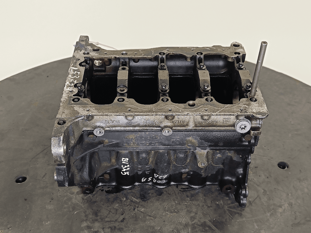 Блок цилиндров к Opel Corsa D (06-11)