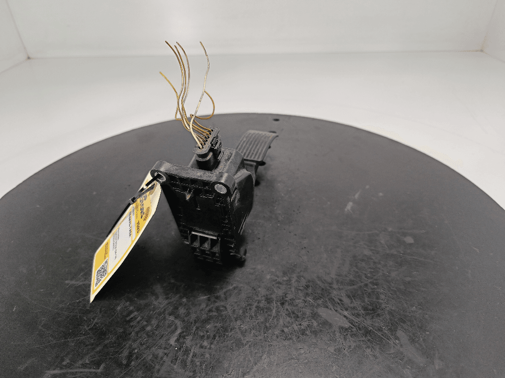 Педаль газа к Mercedes Sprinter W906 (06-14)