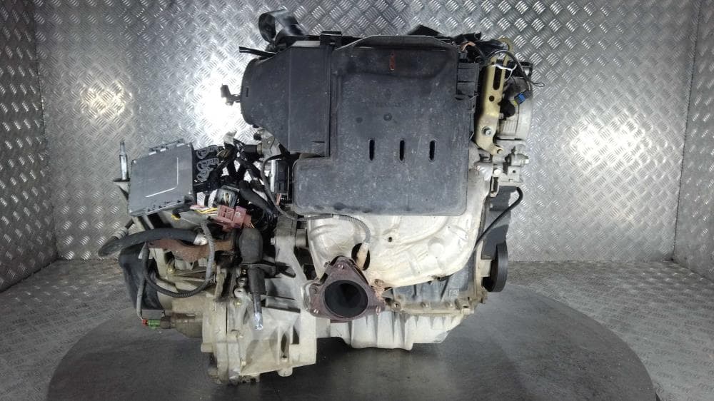 Двигатель к Renault Laguna 2 (01-05)