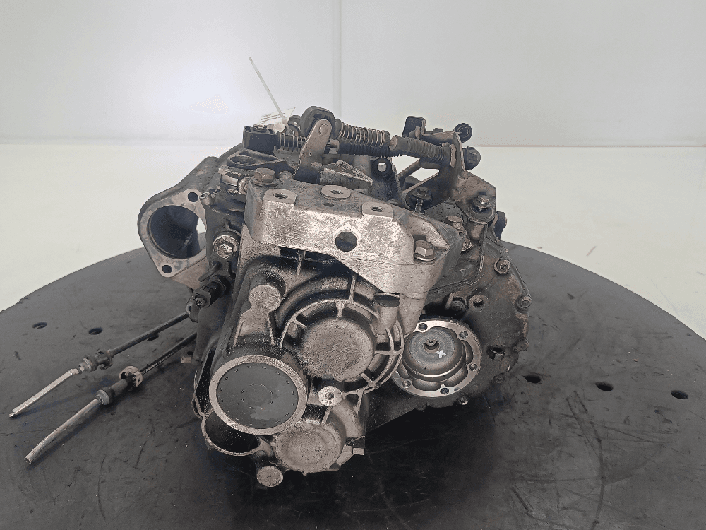 КПП механическая (МКПП) к Volkswagen Passat B6 (05-10)