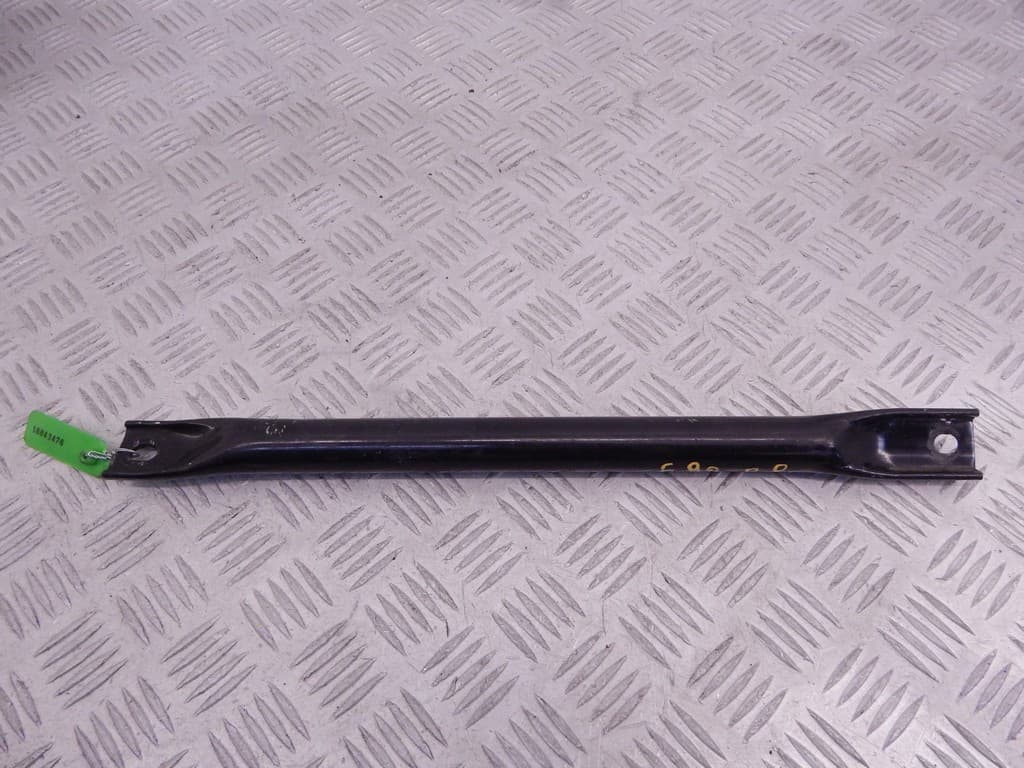 Распорная планка к BMW 3 E90/E91/E92/E93 (05-10)