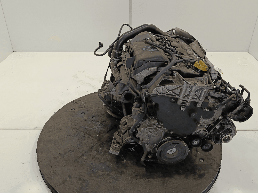 Двигатель к Renault Laguna 2 (01-05)