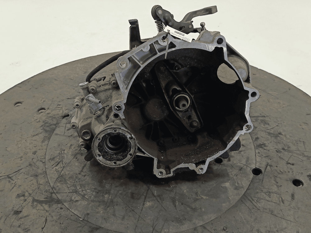 КПП механическая (МКПП) к Volkswagen Polo 4 (01-05)