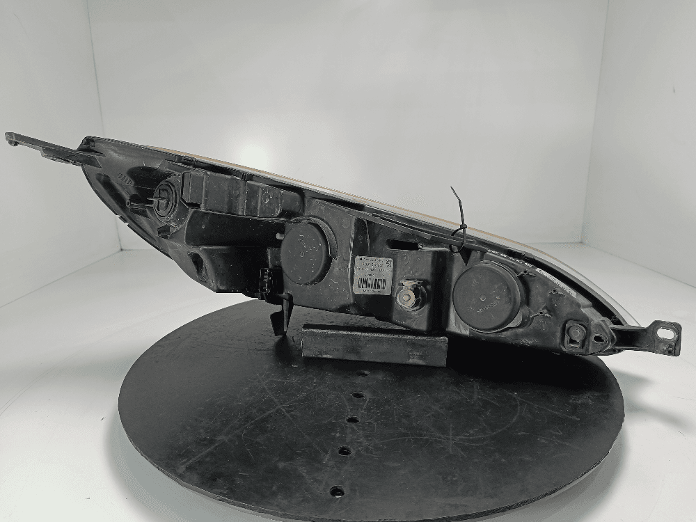 Фара левая к Peugeot 407 (04-11)