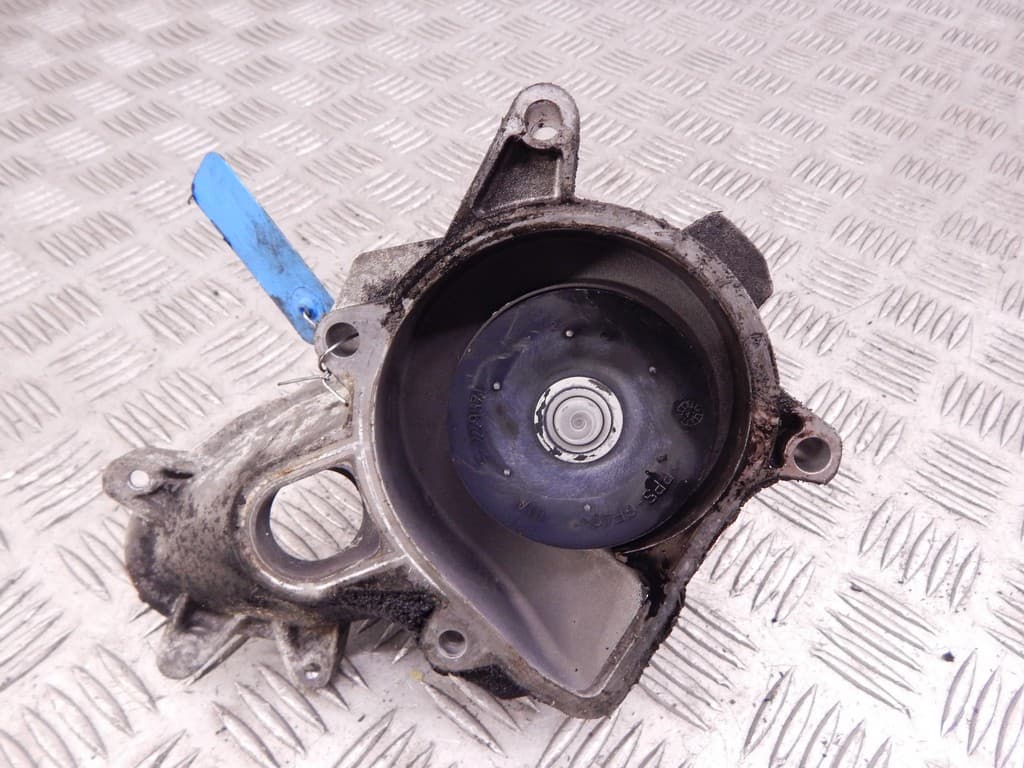 Помпа к BMW X5 E53 Рестайлинг (03-06)