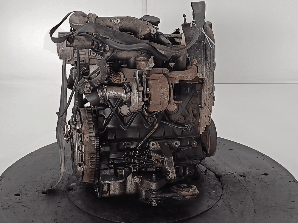 Двигатель к Renault Scenic 2 (03-06)
