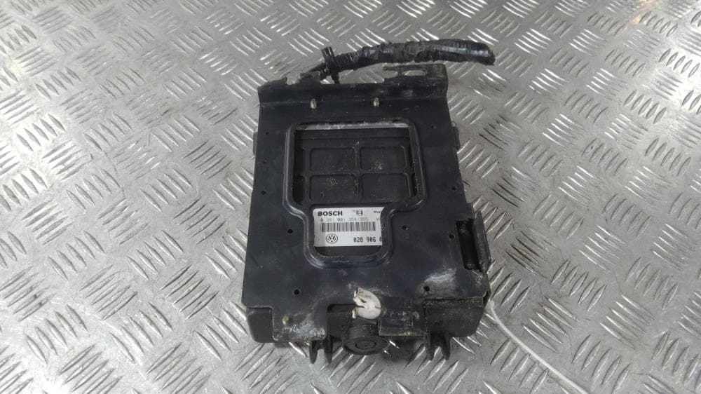 Блок управления двигателем к Seat Toledo 1 (91-99)