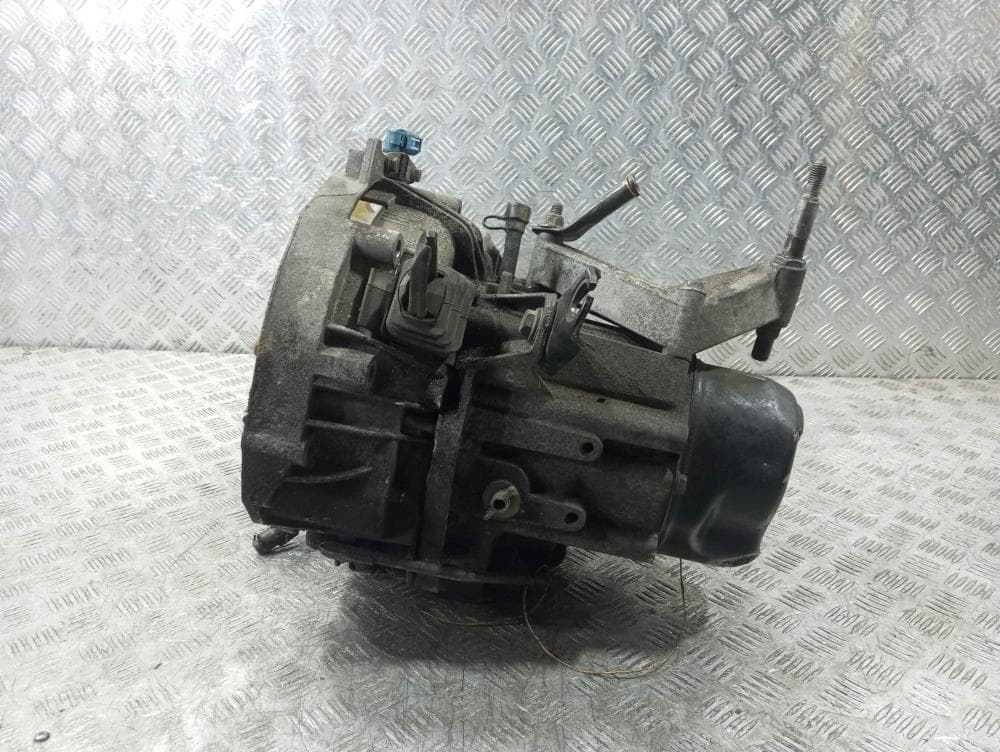 КПП механическая (МКПП) к Renault Clio 2 Рестайлинг (01-03)