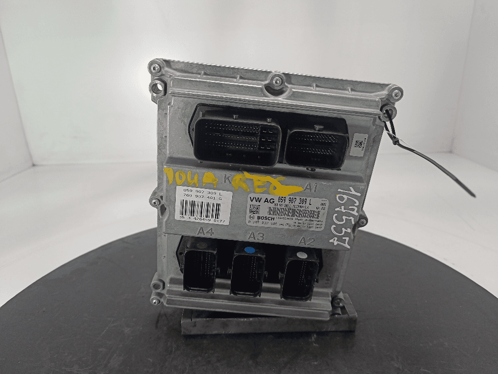 Блок управления двигателем к Volkswagen Touareg 3 (18-24)