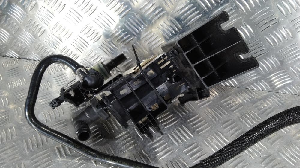 Клапан вентиляции топливного бака к Jeep Grand Cherokee WL (21-24)