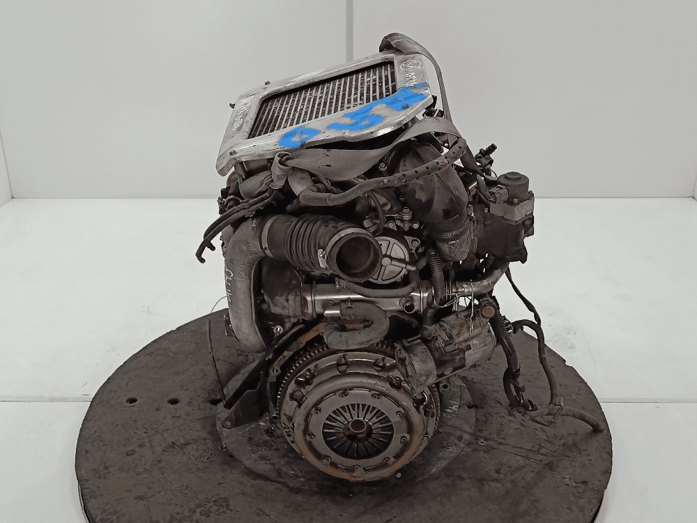 Двигатель к Nissan  X-Trail T30 (01-04)