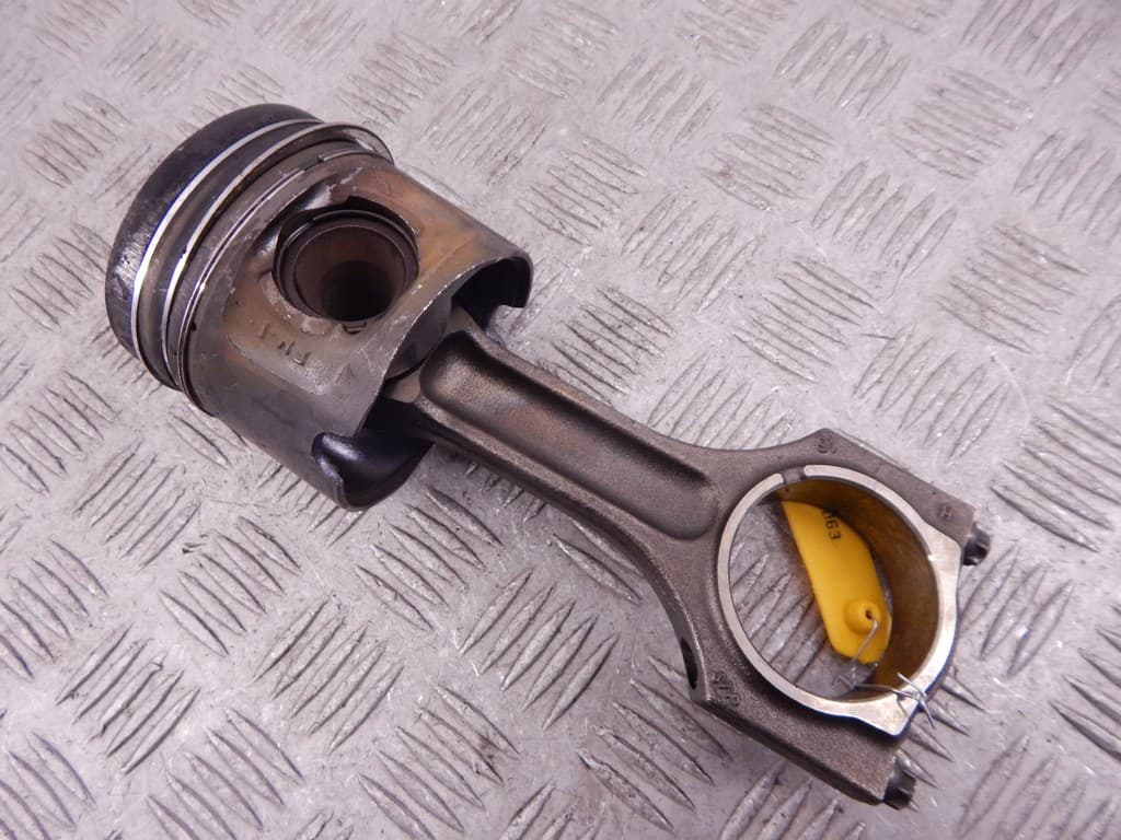 Поршень к BMW 3 E90/E91/E92/E93 (05-10)