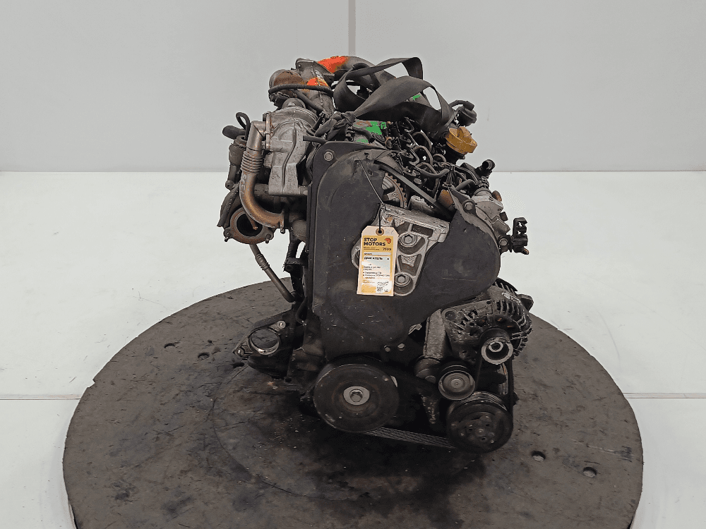 Двигатель к Renault Scenic 2 (03-06)
