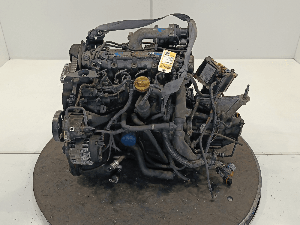 Двигатель к Renault Laguna 2 (01-05)