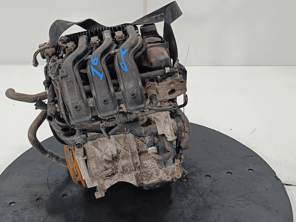 Двигатель к Peugeot 208 1 (12-15)