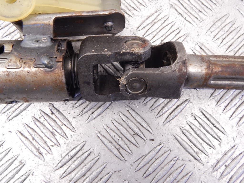 Рулевой карданчик к Audi A3 8L (96-00)