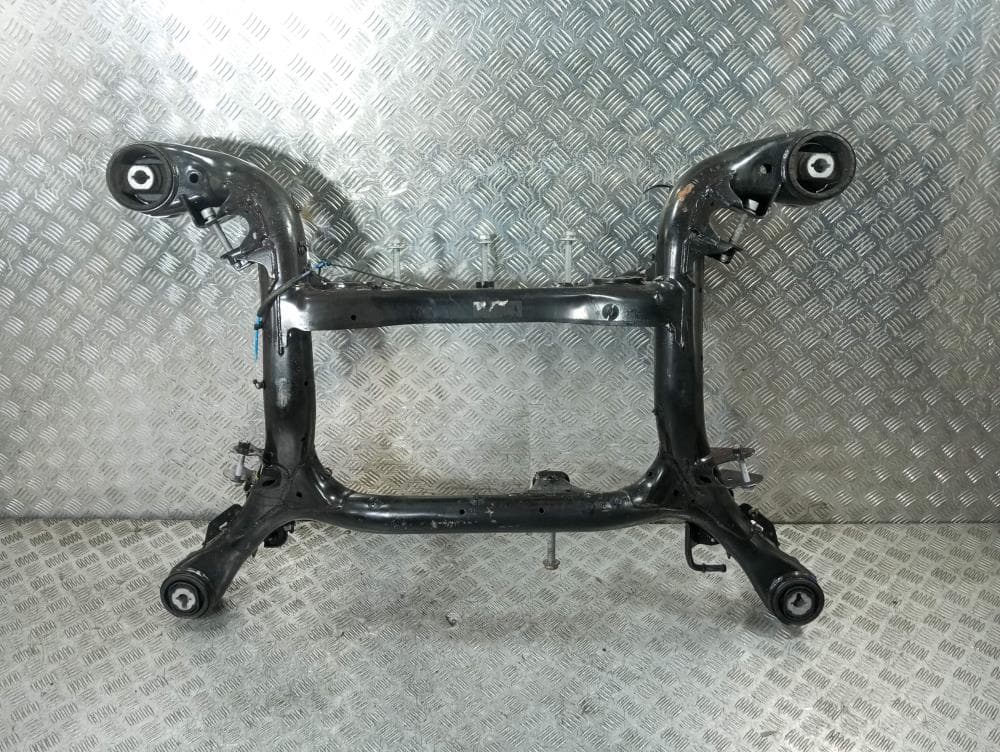 Балка подвески задняя к Audi Q8 (18-23)