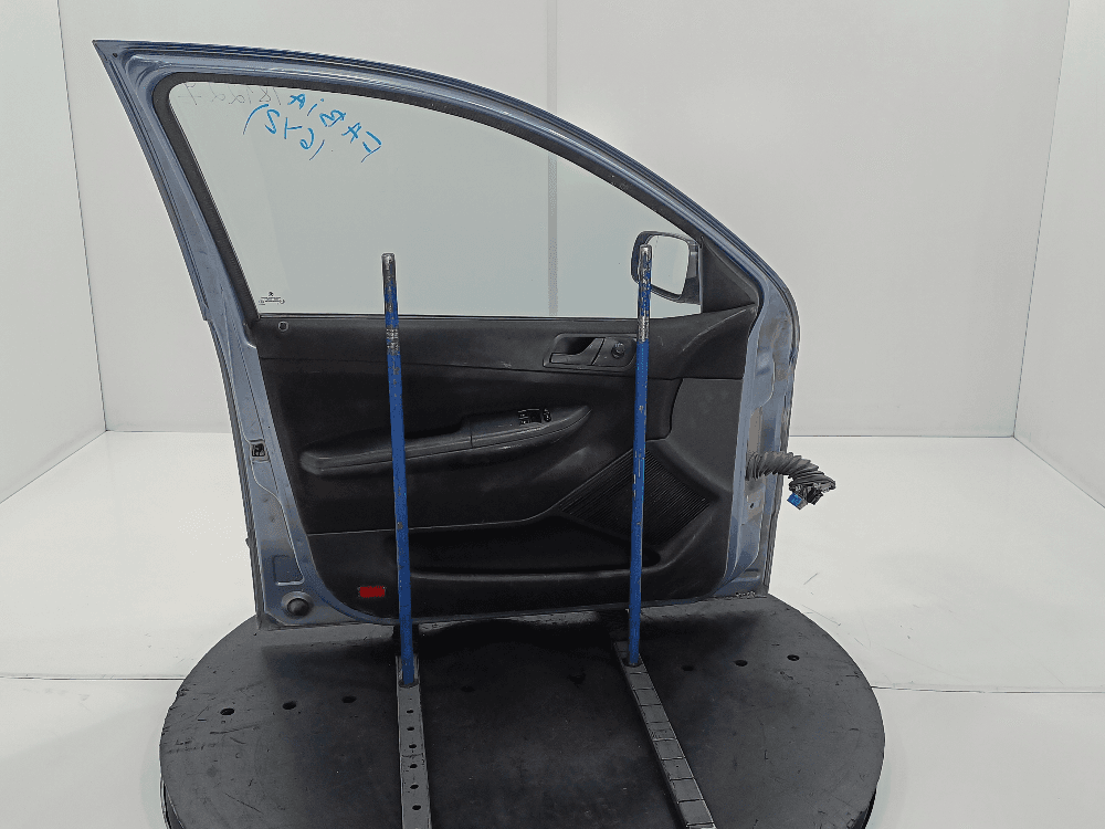 Дверь передняя левая к Skoda Fabia 1 Рестайлинг (04-07)
