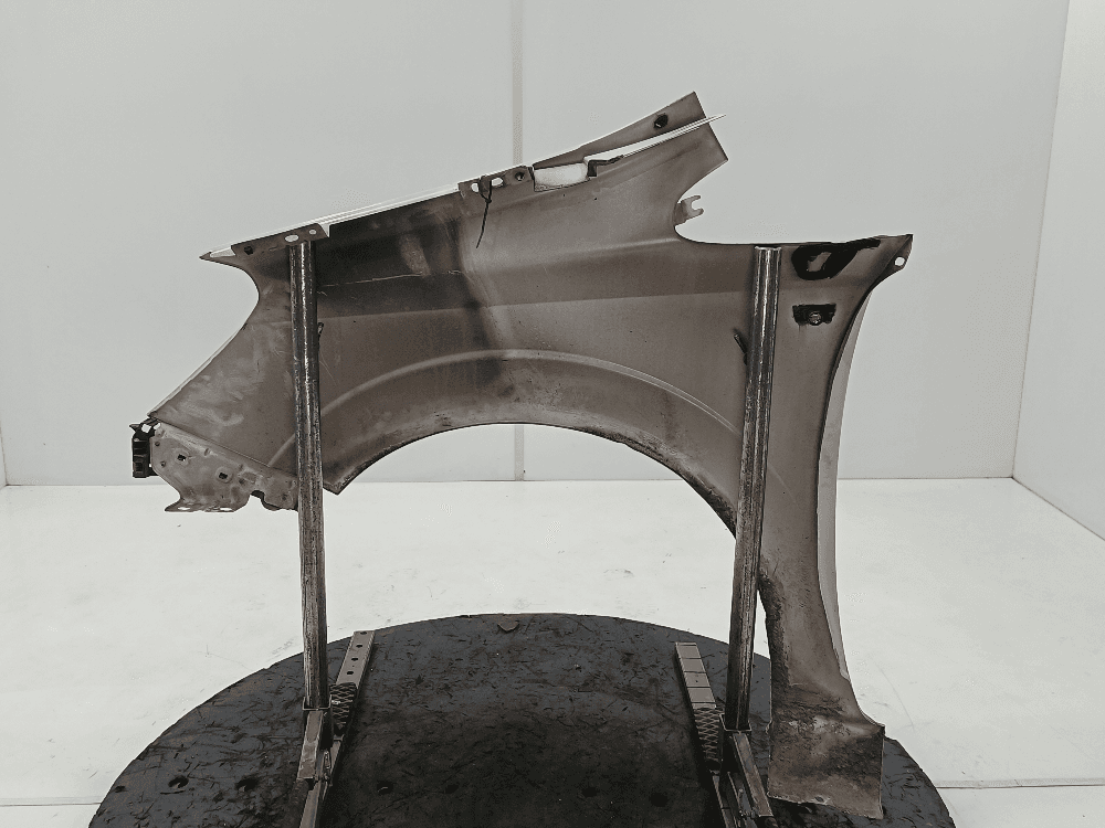 Крыло переднее правое к Opel Zafira B (05-10)