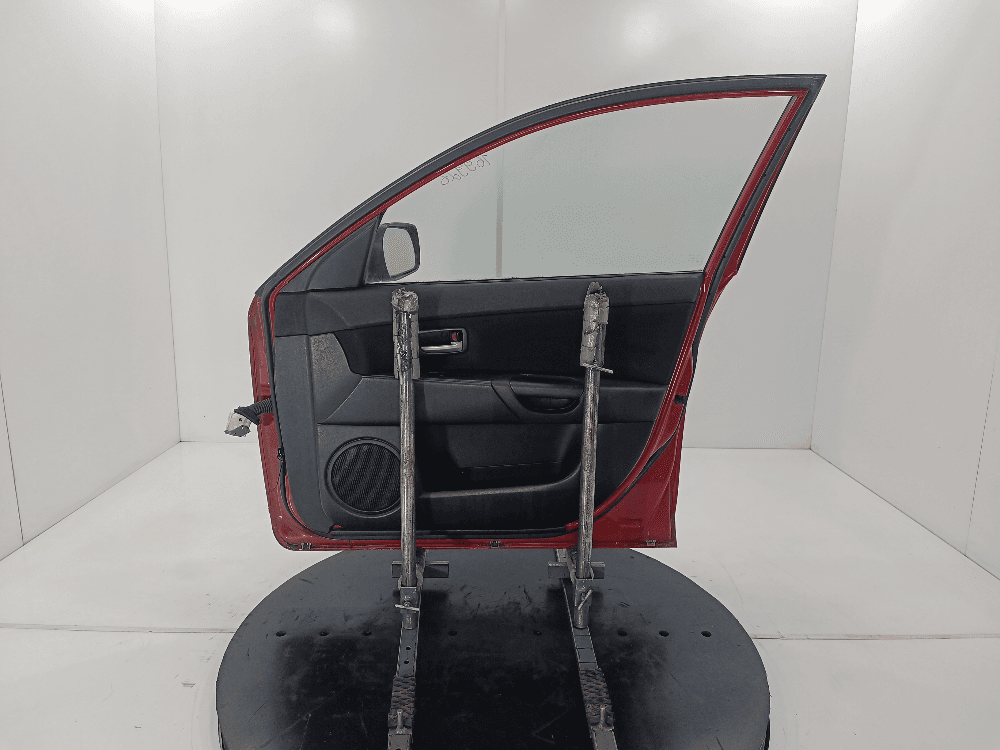 Дверь передняя правая к Mazda 3 BK (03-06)