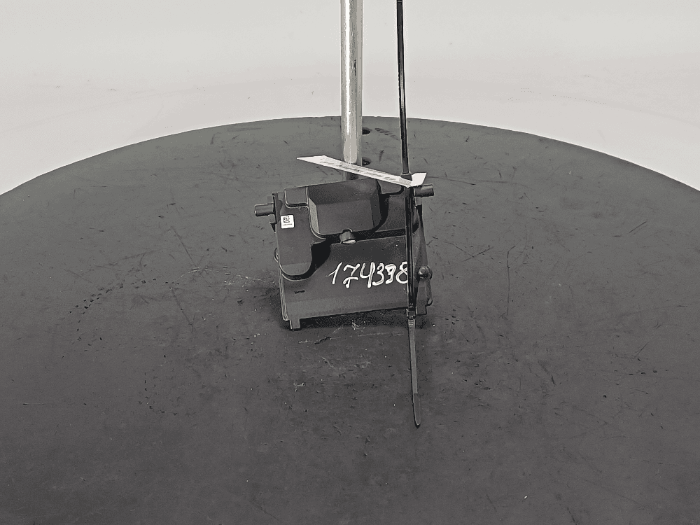 Камера переднего вида к Ford Transit 4 (13-24)