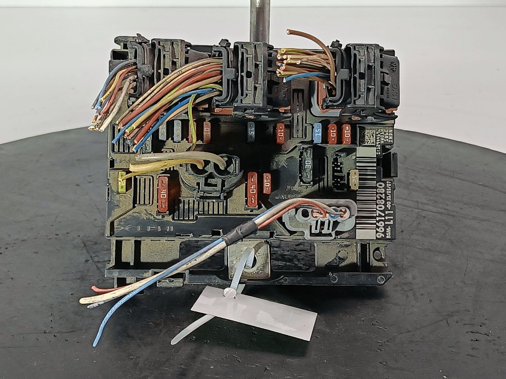 Блок BSM к Citroen C5 1 Рестайлинг (04-08)