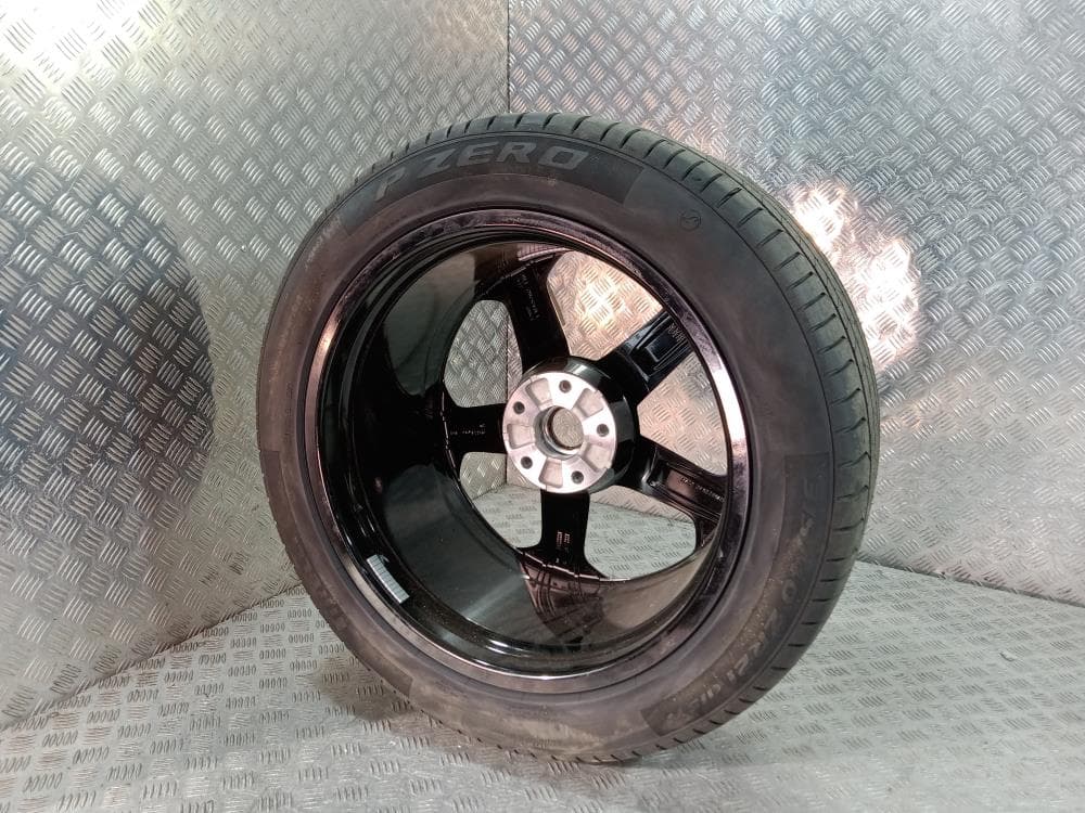 Диск литой к Lamborghini Urus (18-24)