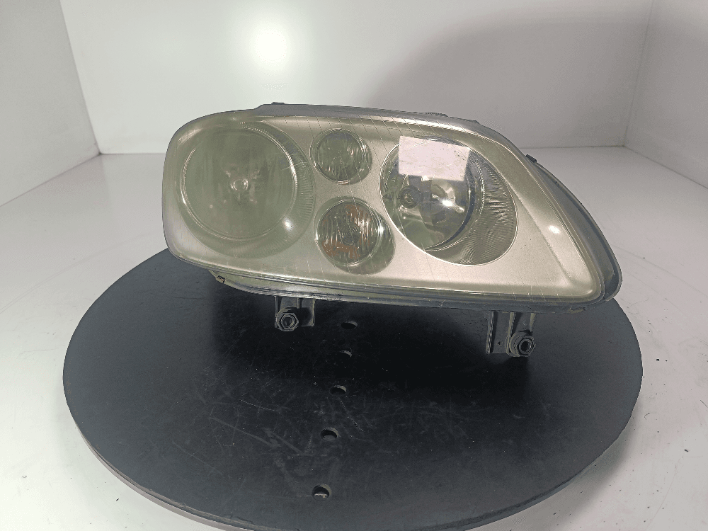 Фара правая к Volkswagen Touran 1 (03-07)