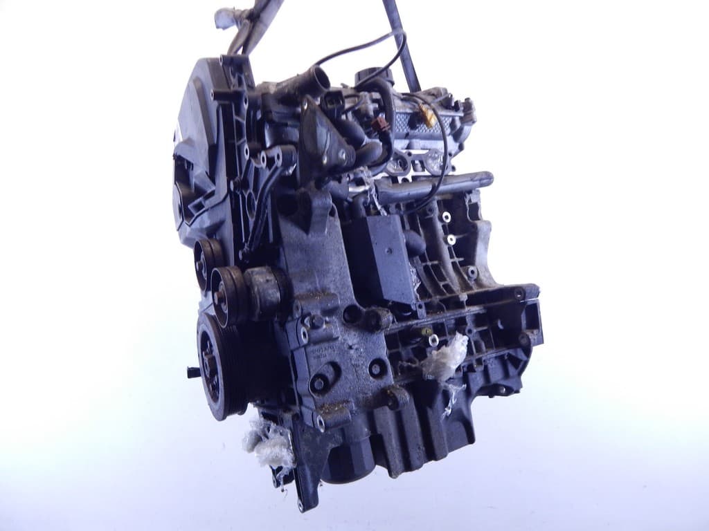 Двигатель к Volvo V40 1 (96-00)