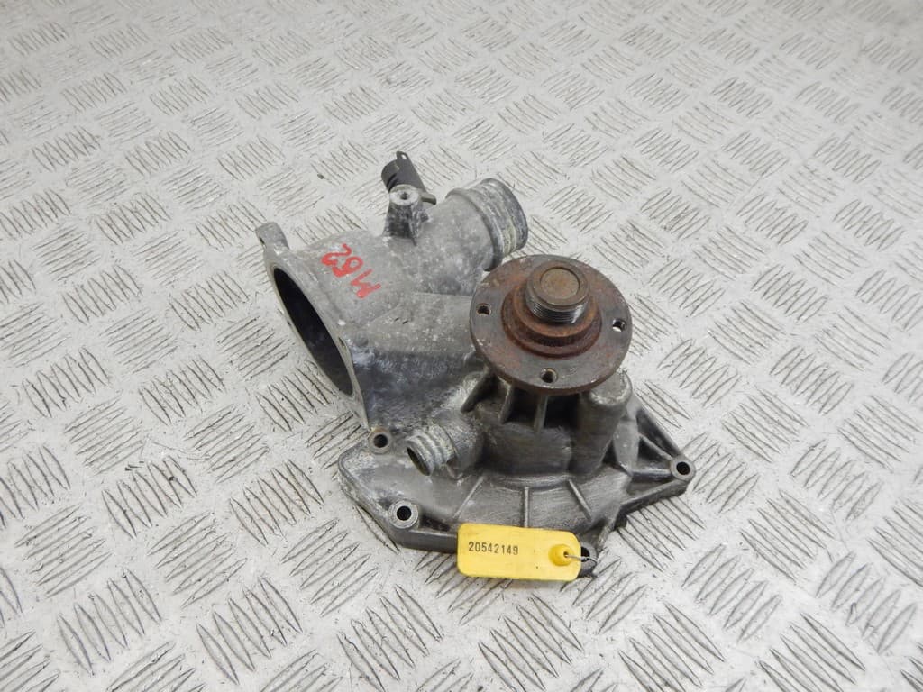 Помпа к BMW 7 E38 (94-98)