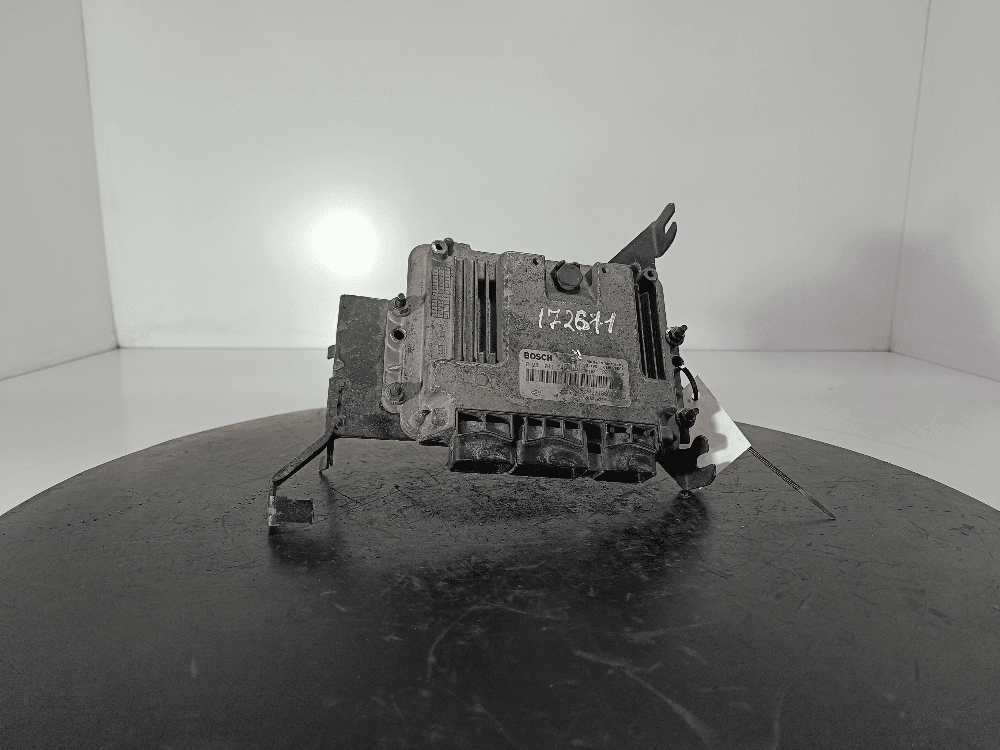 Блок управления двигателем к Renault Megane 2 (02-06)