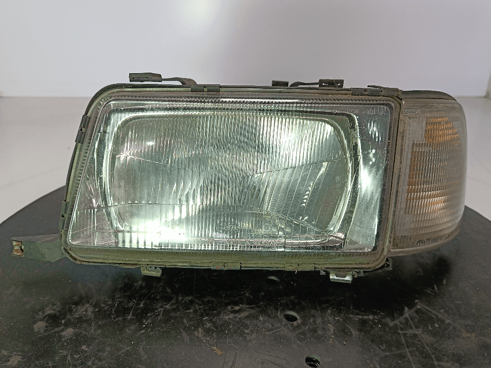 Фара левая к Audi 80 B4 (91-96)