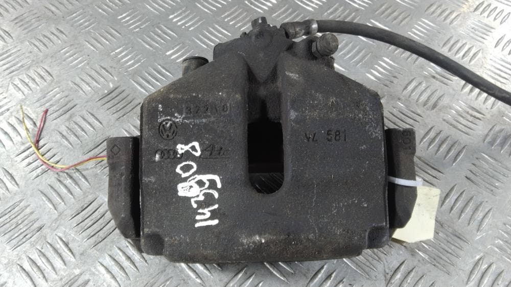 Суппорт передний левый к Volkswagen Passat B6 (05-10)