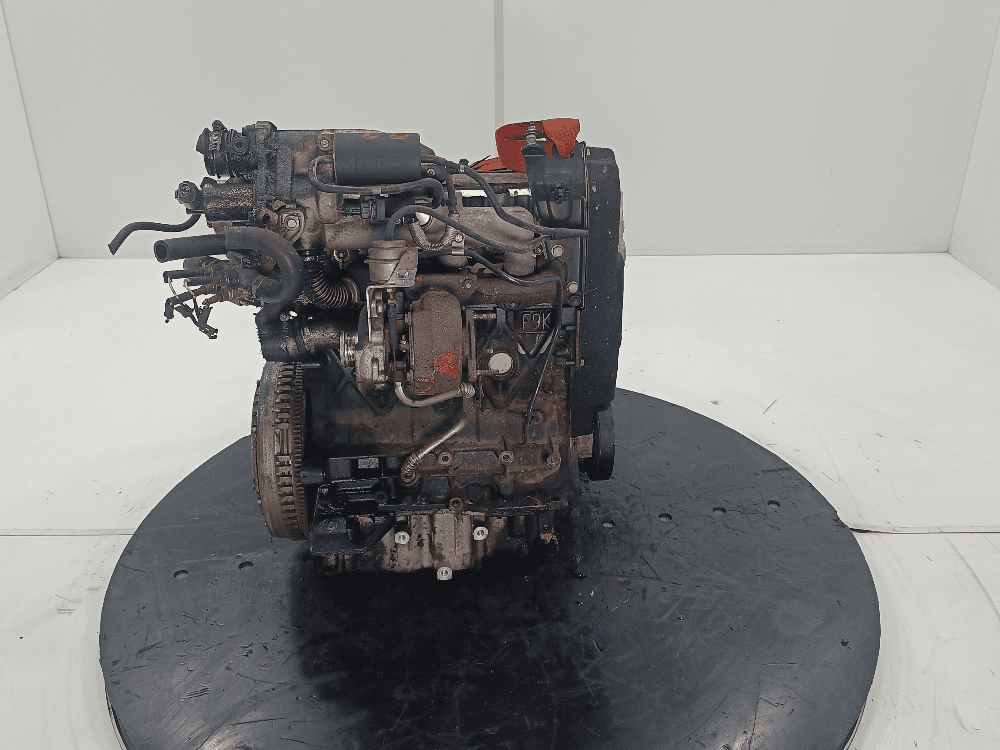 Двигатель к Renault Laguna 2 (01-05)