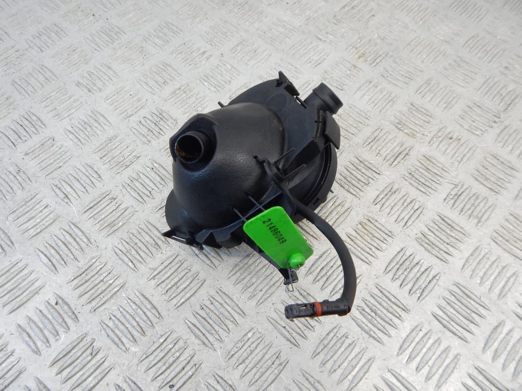 Маслоотделитель (сапун) к BMW 5 E60/E61 (02-07)