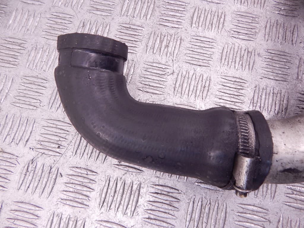 Патрубок интеркулера к BMW X5 E53 (99-03)