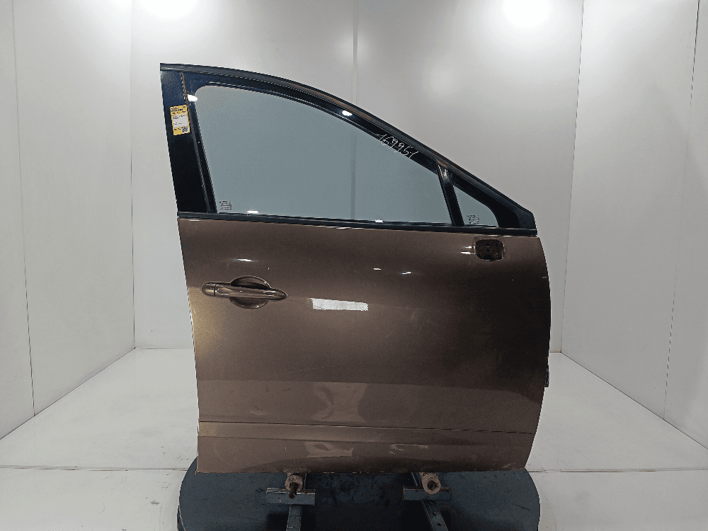 Дверь передняя правая к Renault Scenic 3 (09-12)
