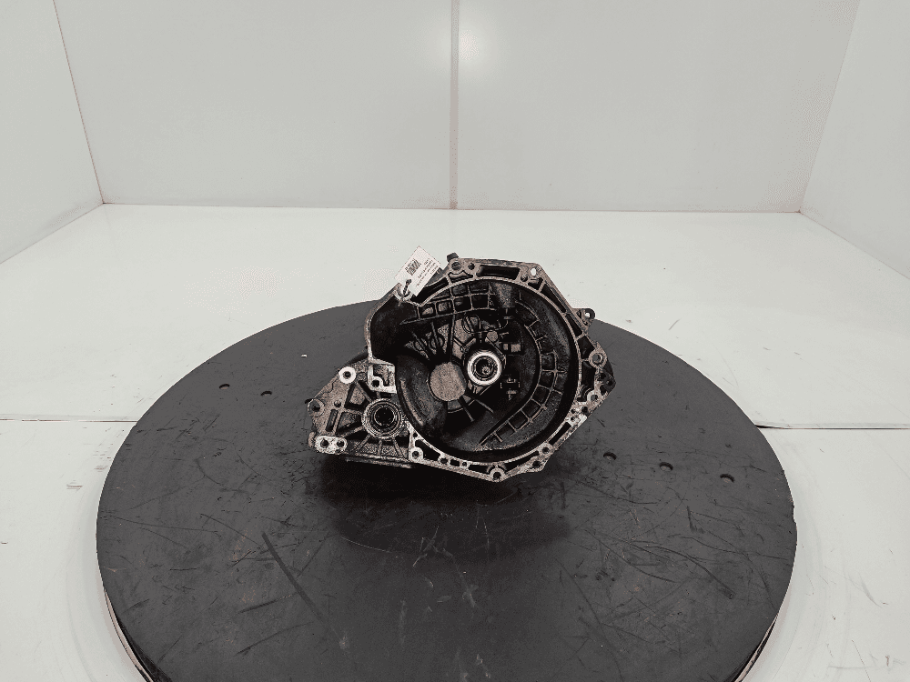 КПП механическая (МКПП) к Opel Corsa D (06-11)