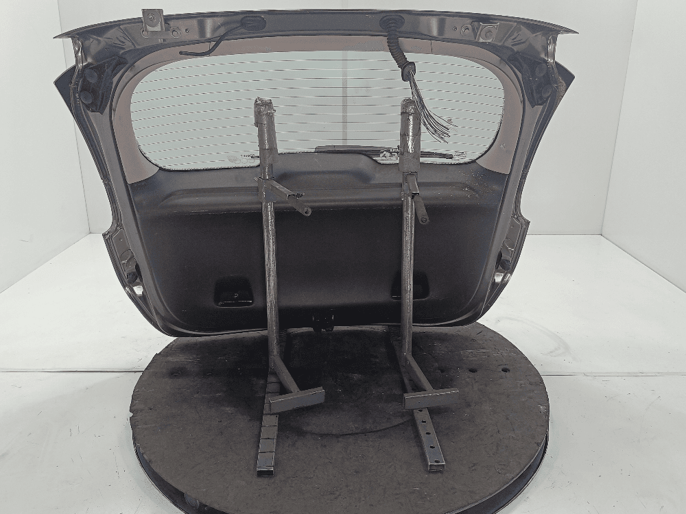 Крышка багажника (дверь 3-5) к Renault Grand Scenic 3 (09-16)
