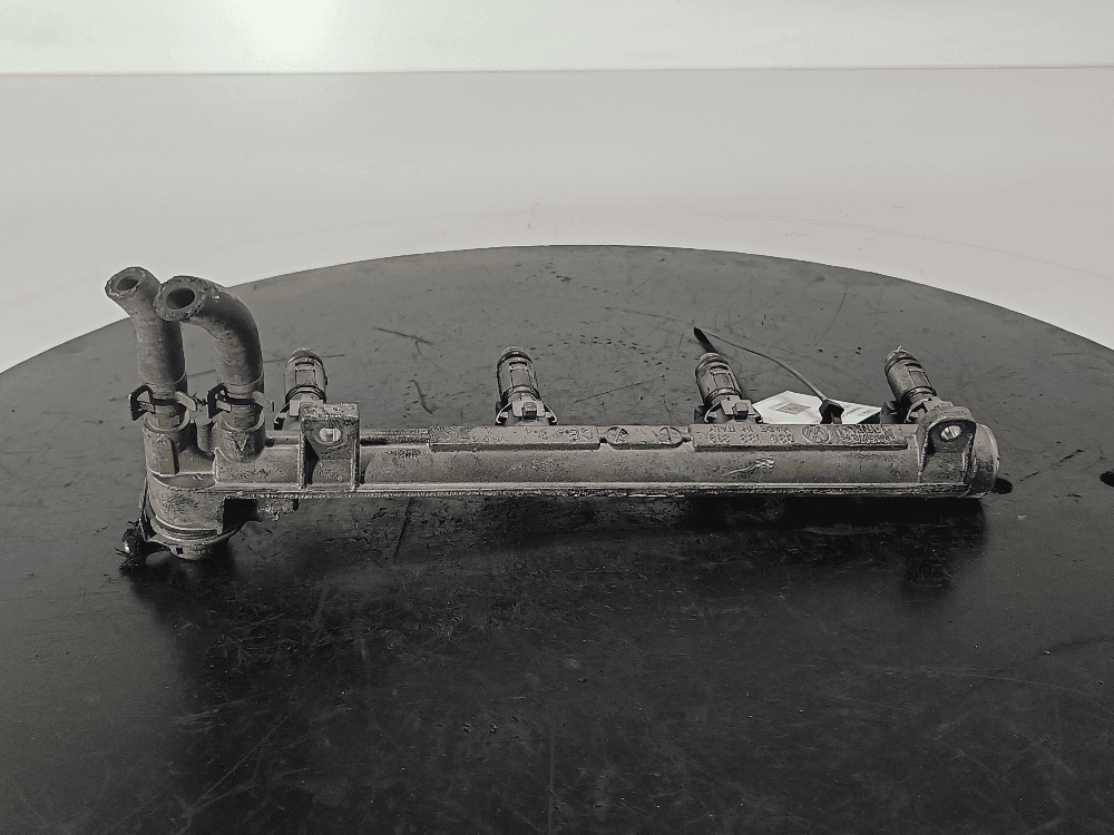 Топливная рампа к Volkswagen Golf 4 (97-06)